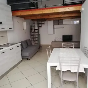  Appartement Aurora Nel Cuore Di Italie