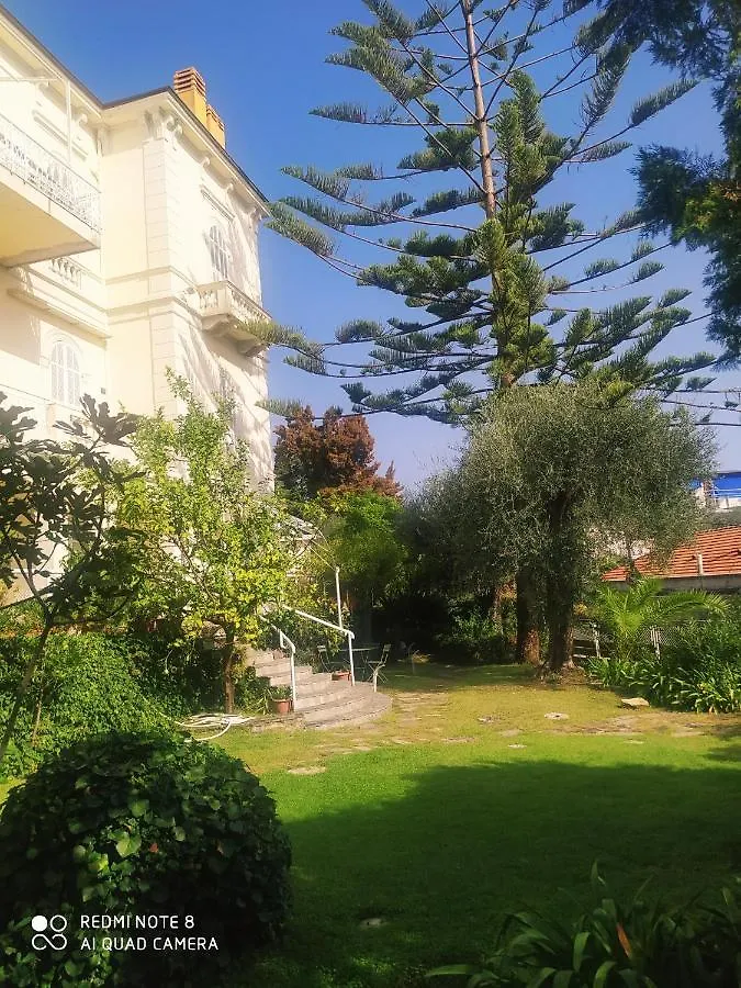 Pergolato Junior Apartment Sanremo Italy